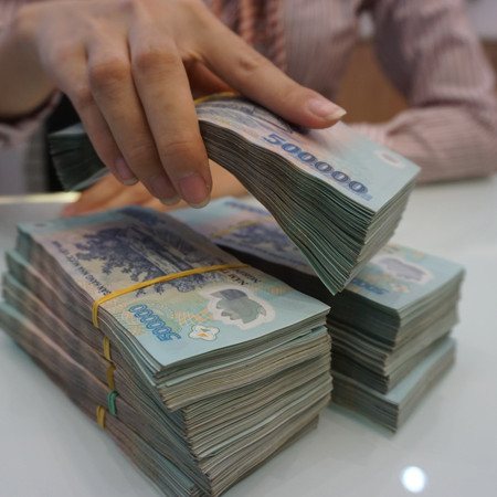 Giảm 2,5% lãi suất cho vay hỗ trợ doanh nghiệp