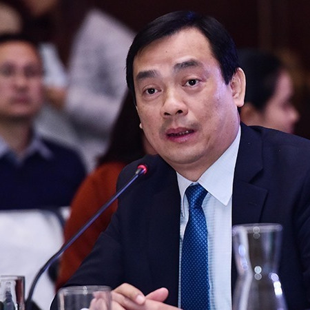 Hạ tầng hàng không tắc cả trên trời, dưới đất