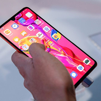 Hàng loạt công ty Mỹ ngừng bán hàng cho Huawei
