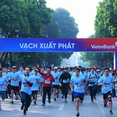 Hơn 1.500 người tham gia giải chạy 'Sống khoẻ cùng VietinBank'
