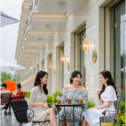 Không gian sống đẳng cấp tại shophouse Lakeside Palace