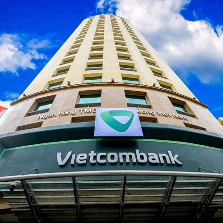 Lợi nhuận Vietcombank cao gấp đôi VietinBank, BIDV