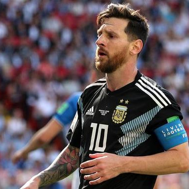 Messi kiếm và tiêu tiền như thế nào