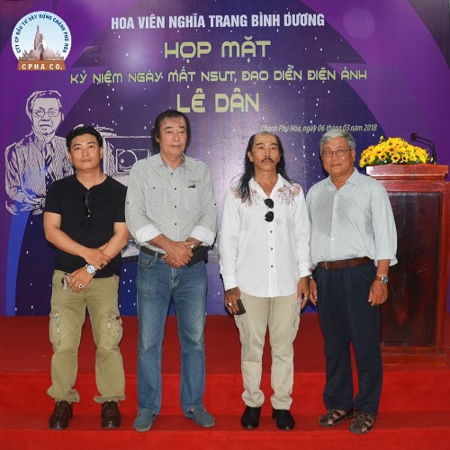 Nghệ sĩ Việt tưởng nhớ hai năm ngày mất cố đạo diễn Lê Dân