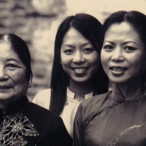 'Người giữ lửa' cho gia đình 50 năm làm nghề thêu tay