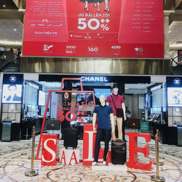 Nhiều thương hiệu quốc tế tại Tràng Tiền Plaza giảm giá đến 50%