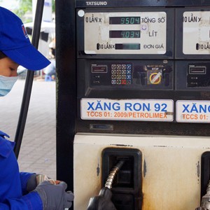 'Ông lớn' xăng dầu không muốn bán trở lại RON92