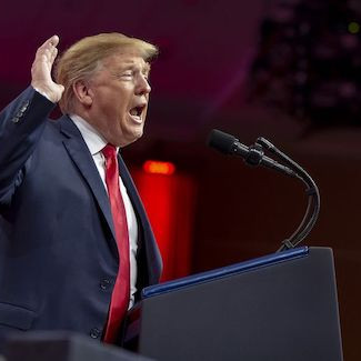 Ông Trump: Kinh tế Mỹ sẽ 'cất cánh' nếu Fed giảm lãi suất