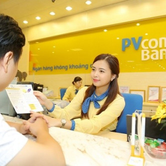 PVcomBank chi gần 2 tỷ đồng quà tặng khách hàng gửi tiết kiệm