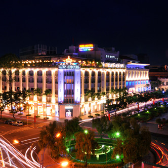 Rex Hotel Saigon - khách sạn lịch sử nằm giữa trung tâm Sài Gòn