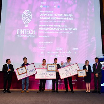 Startup Việt giành giải thưởng 25.000 USD tại Fintech Challenge Vietnam