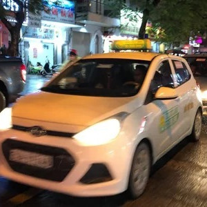 Taxi truyền thống Hà Nội muốn chuyển sang mô hình như Grab