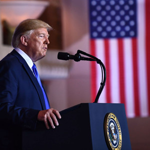 Trump cho phép các hãng công nghệ Mỹ bán hàng cho Huawei