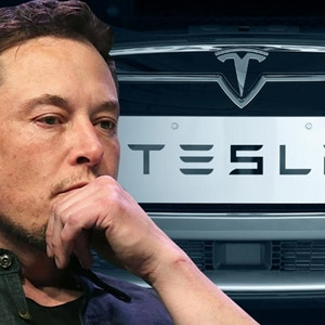 Tỷ phú Elon Musk muốn rút niêm yết Tesla