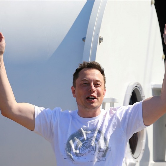 Tỷ phú Elon Musk thoát án bồi thường 200 triệu USD vì vạ miệng