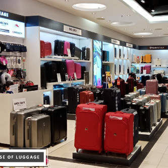 Vali thương hiệu Mỹ đồng giá từ 899.000 đồng