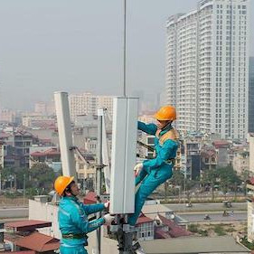 Viettel tặng gói viễn thông cho tuyến đầu chống dịch