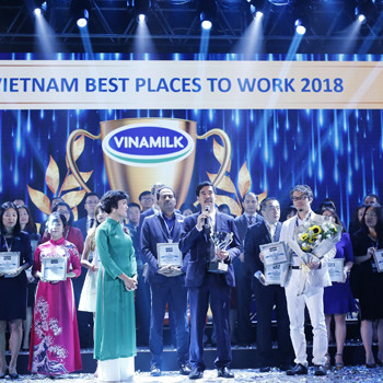 Vinamilk 2 năm liền đứng đầu top 100 nơi làm việc tốt nhất Việt Nam