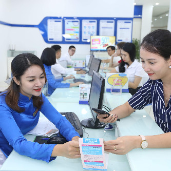 VinaPhone cạnh tranh bằng giá cước và tiện ích thanh toán